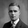 tom_small.jpg (1754 bytes)